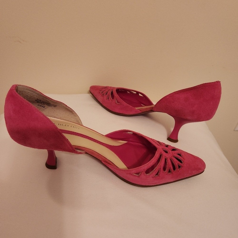 Ann Marino hot pink pumps